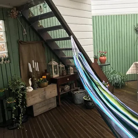 דירה Charming With Private Patio *