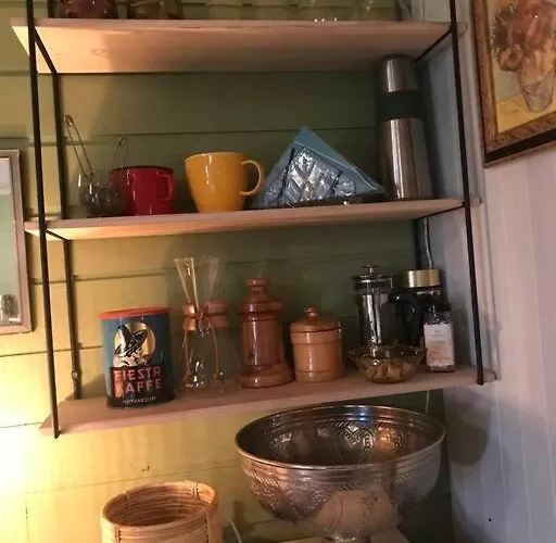 Charming With Private Patio *