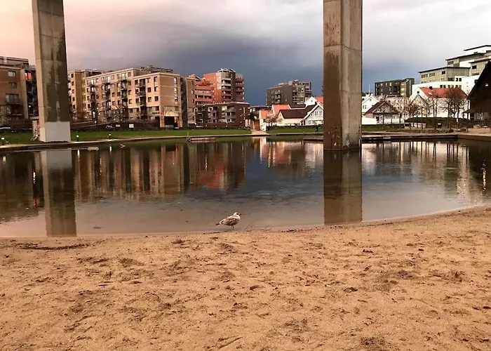 Charming With Private Patio סטוונגר